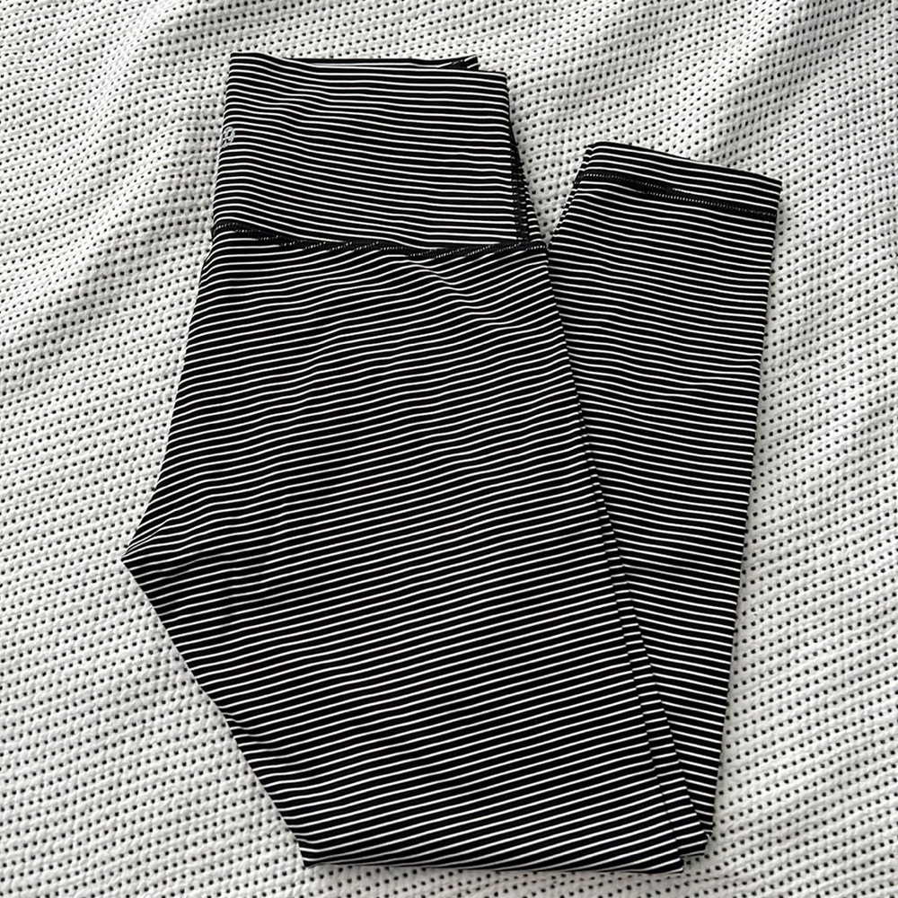Lululemon leggings sz 8